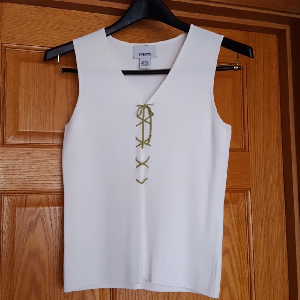 SHEGO'S WHITE KNIT LACE UP SLEEVELESS TOP  SIZE 4